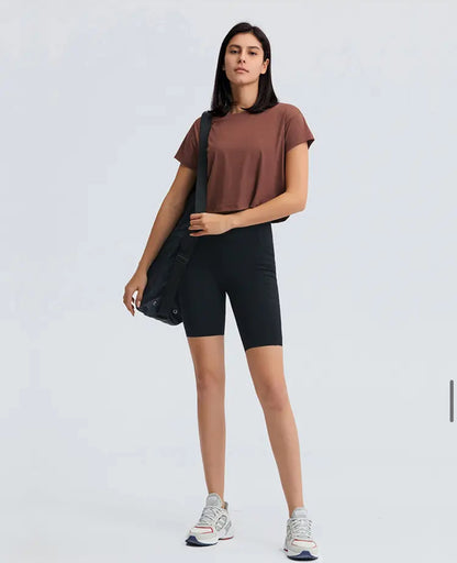 Go Shorty Cropped Tee